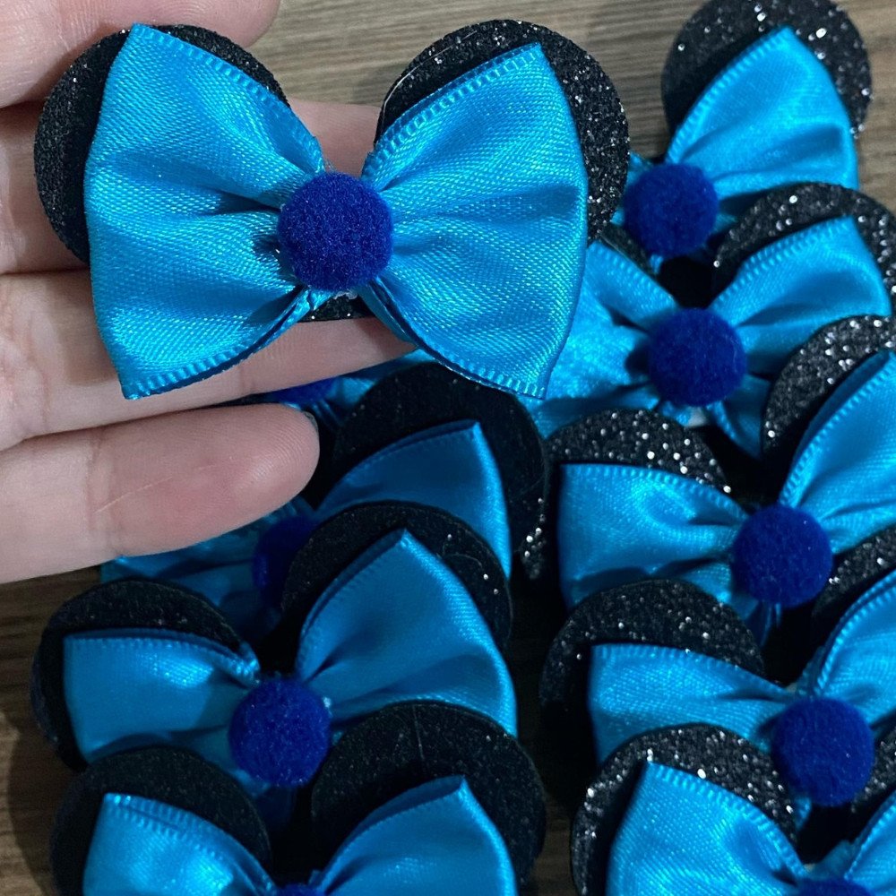 Laço Amarrador Azul com orelha e pompom