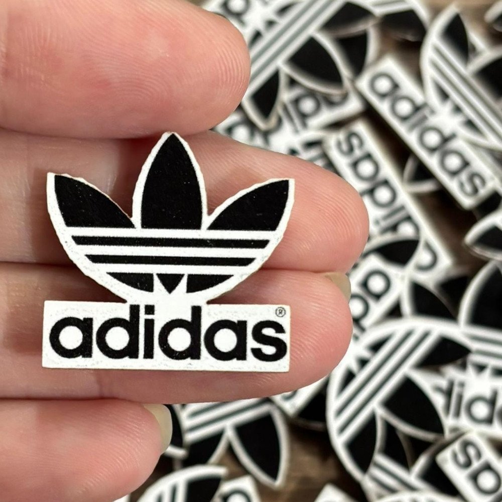 Adesivo Adidas