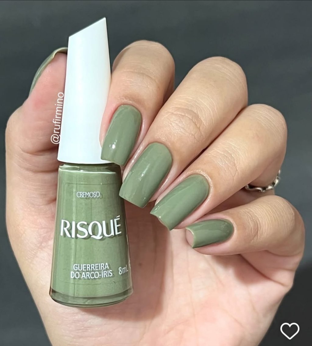 Esmalte Verde Risqué Guerreira do Arco íris 