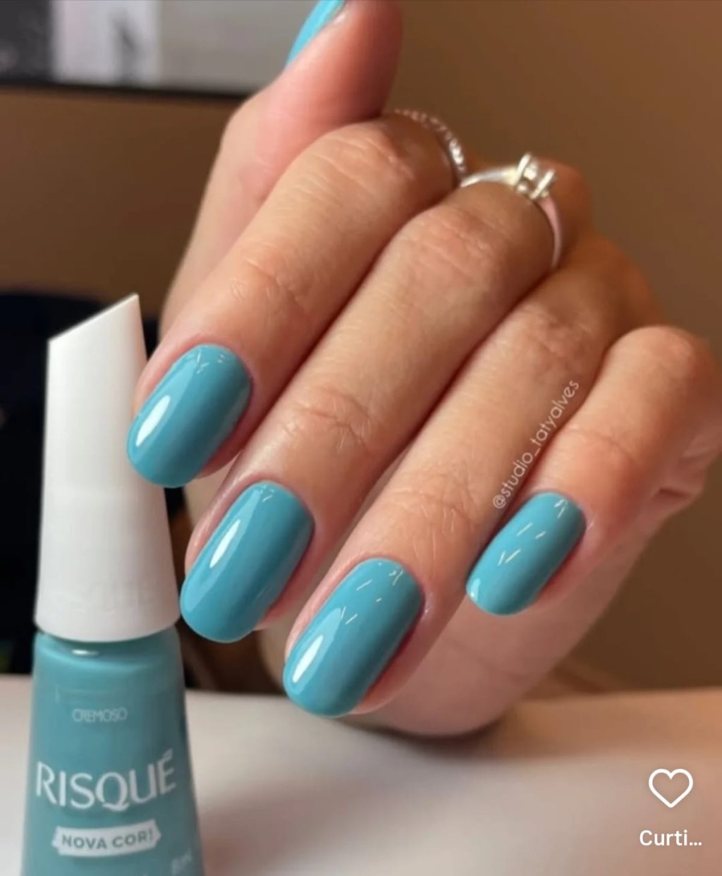 Esmalte Azul Risqué Oi Sumida 