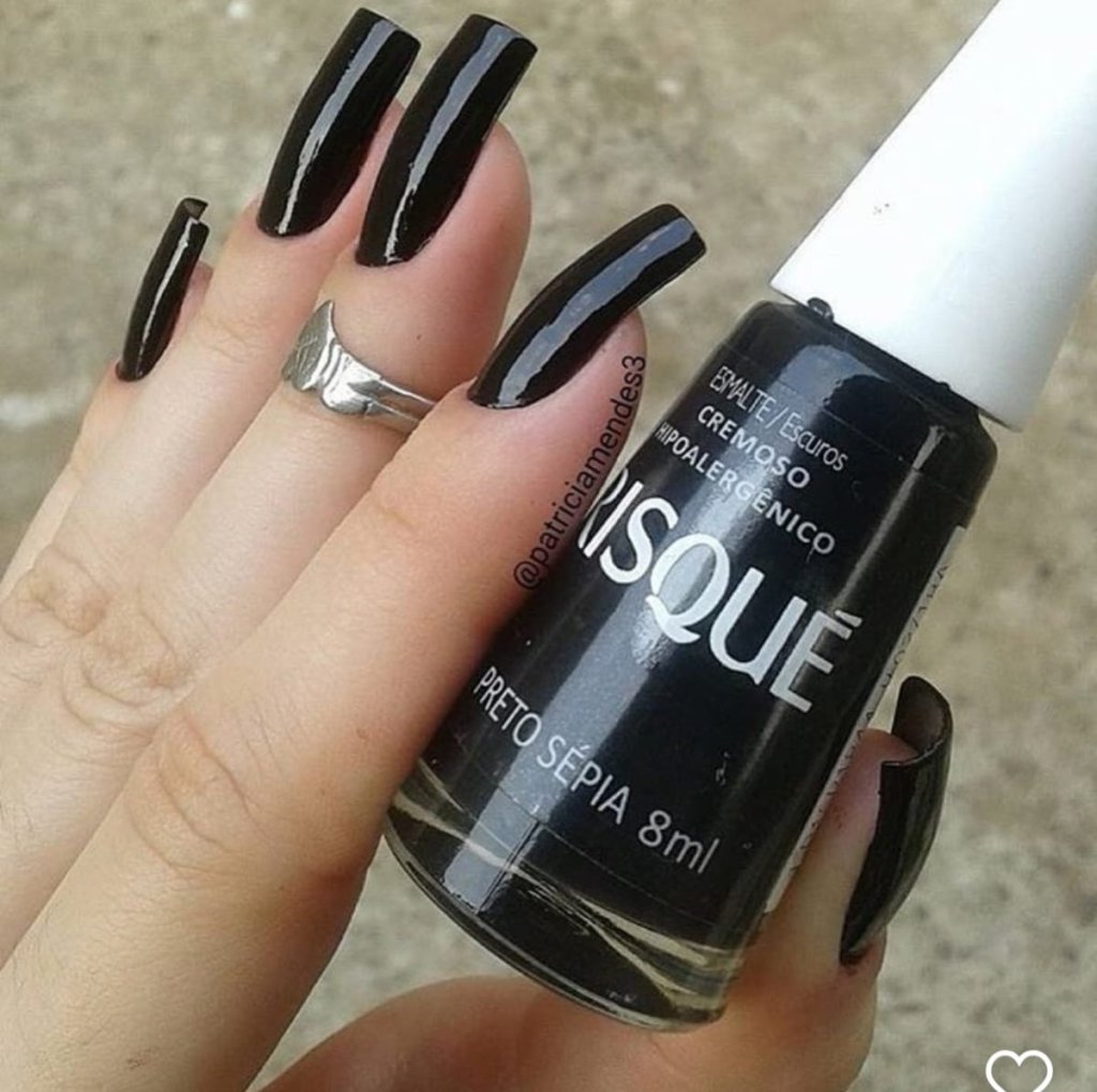 Esmalte Preto Risqué Preto Sépia 