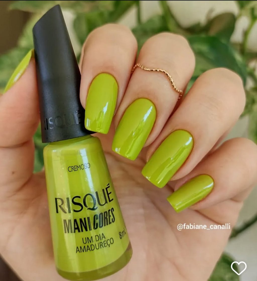 Esmalte Verde Risqué Manicores Um dia Amadureço 