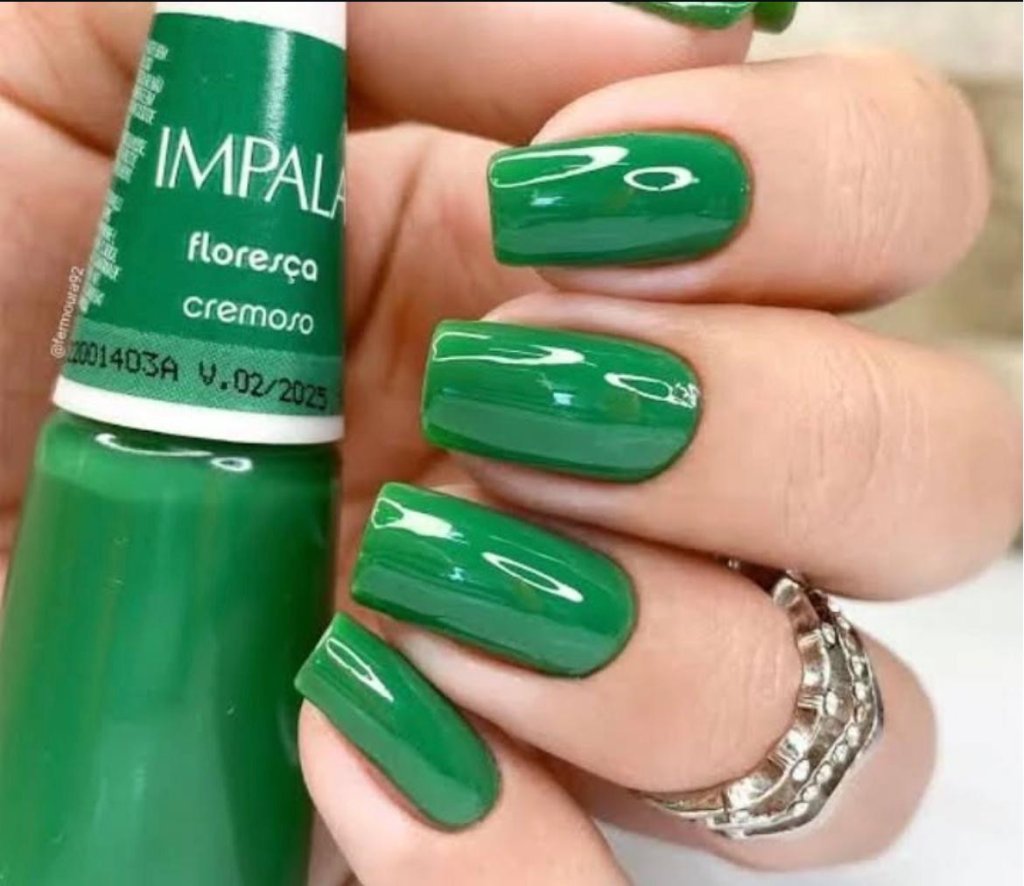Esmalte Verde Impala Floresça