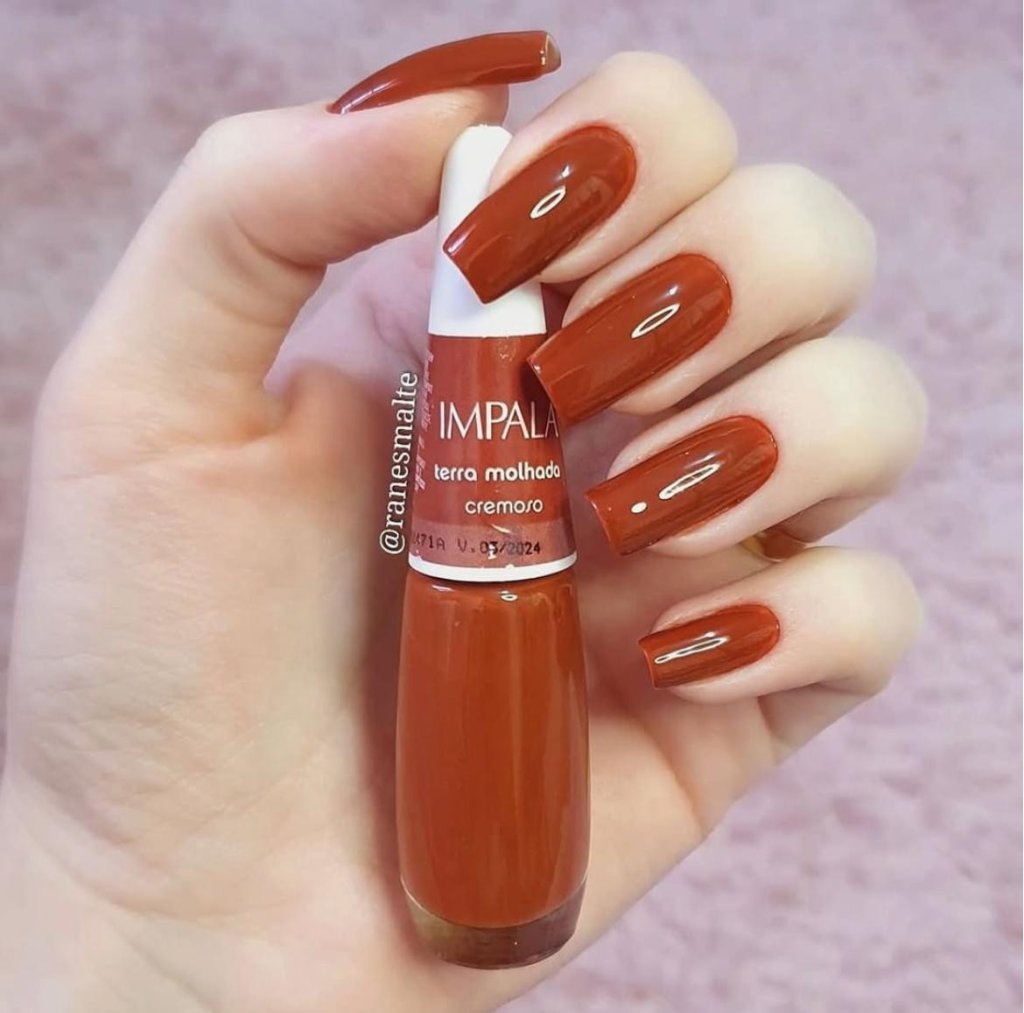 Esmalte Marrom Impala Terra Molhada 