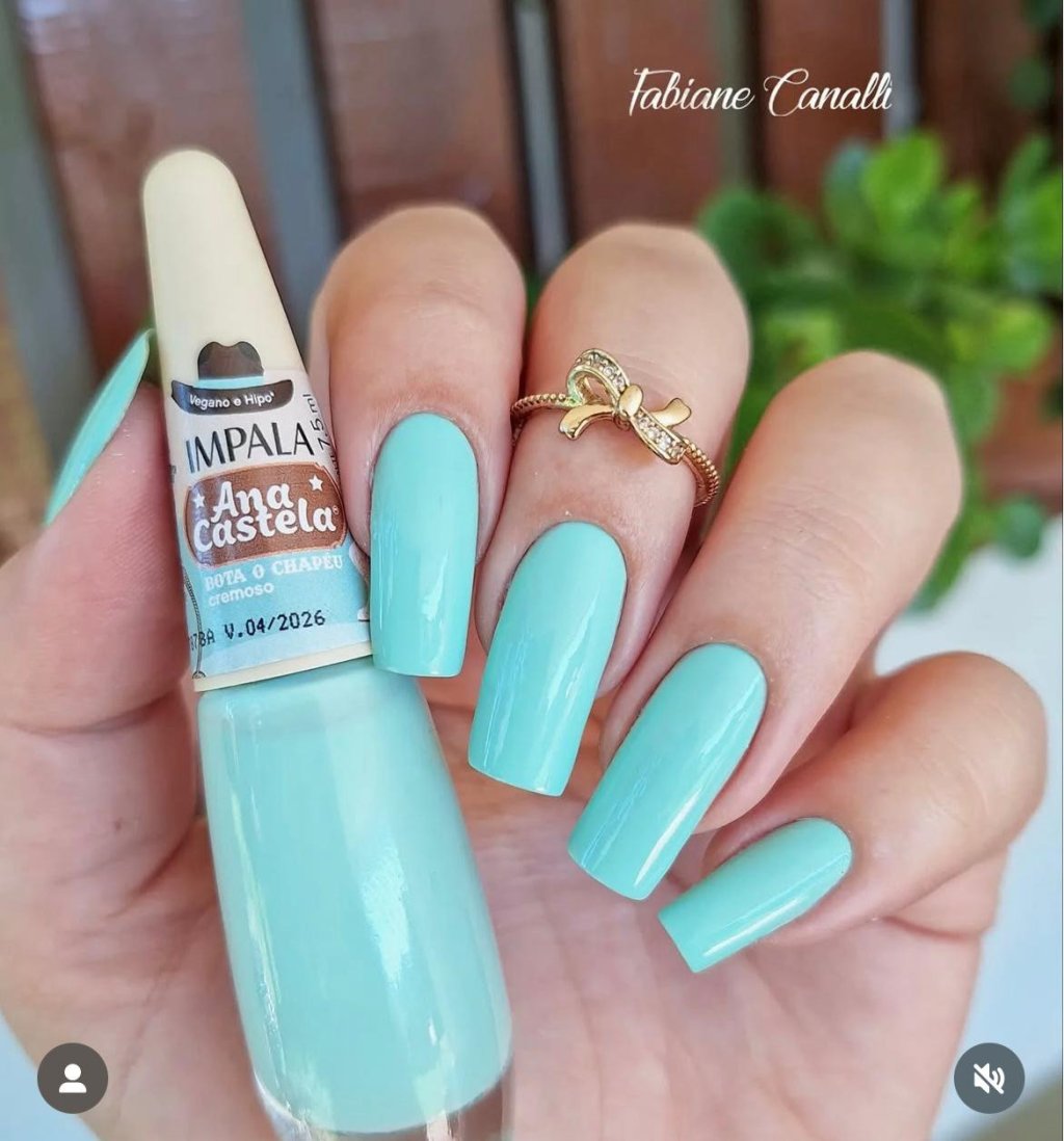 Esmalte Verde Impala Ana Castela Bota o Chapéu 