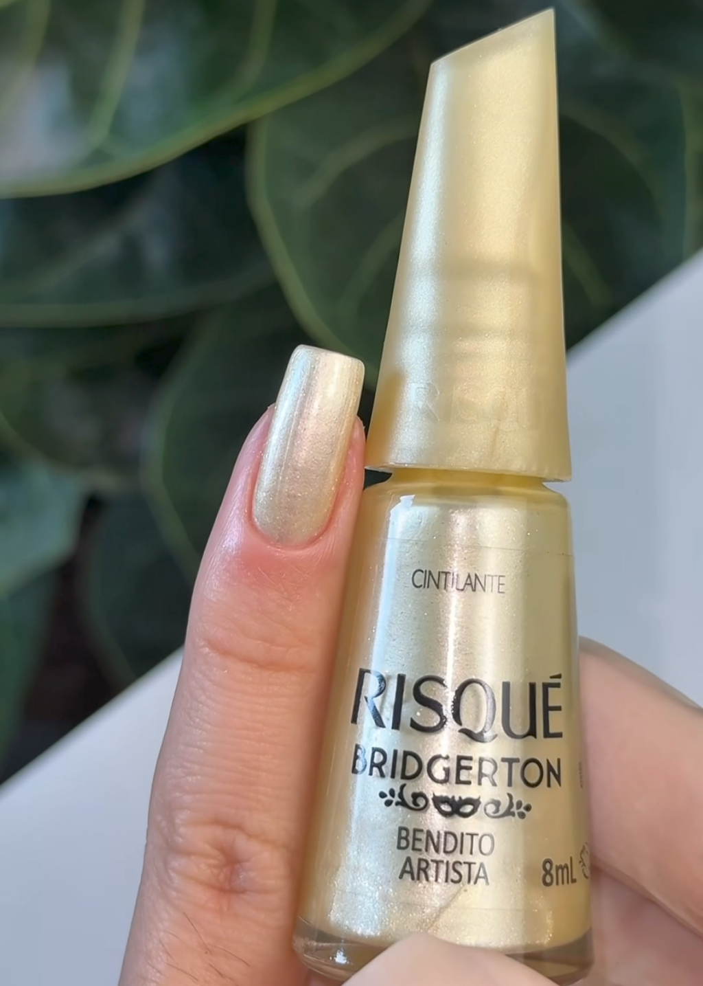 Esmalte Amarelo Risqué Bendito Artista Bridgerton 