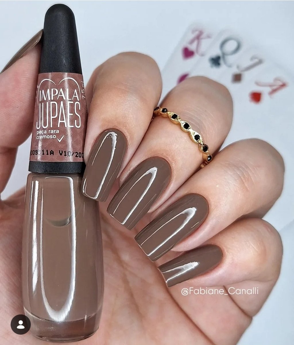 Esmalte Marrom Impala Ju Paes Peça Rara