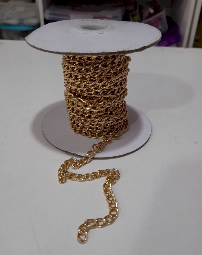 Corrente dourada 