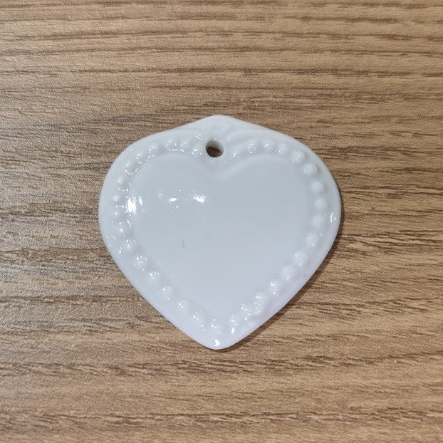 PLACA CORAÇÃO PÉROLA 