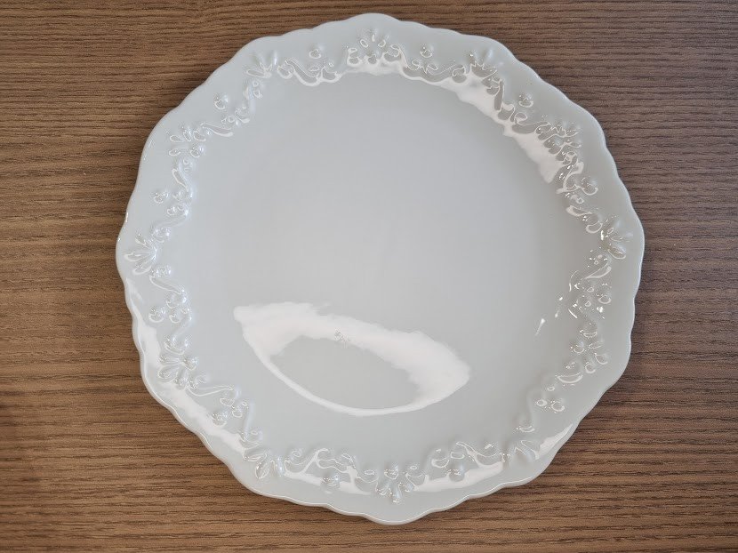 PRATO SOBREMESA PORCELANA RELEVO 