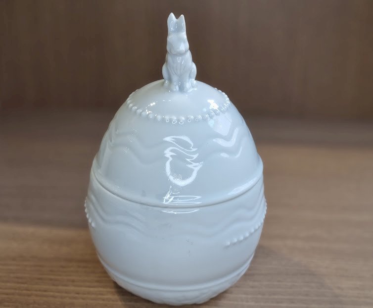 OVO COM RELEVO E COELHO - OVO014