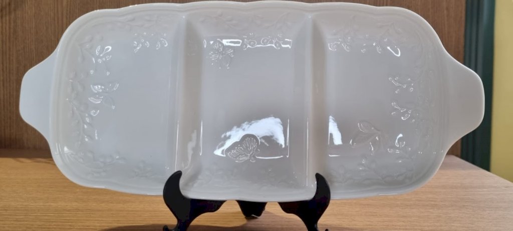 PETISQUEIRA COM 3 DIVISÓRIAS BUTTERFLY FLOWER 