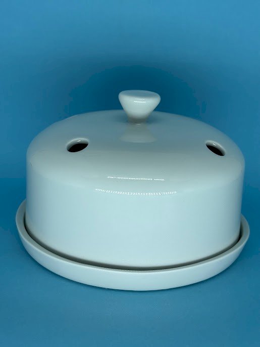 QUEIJEIRA COM FURO  - QUE008