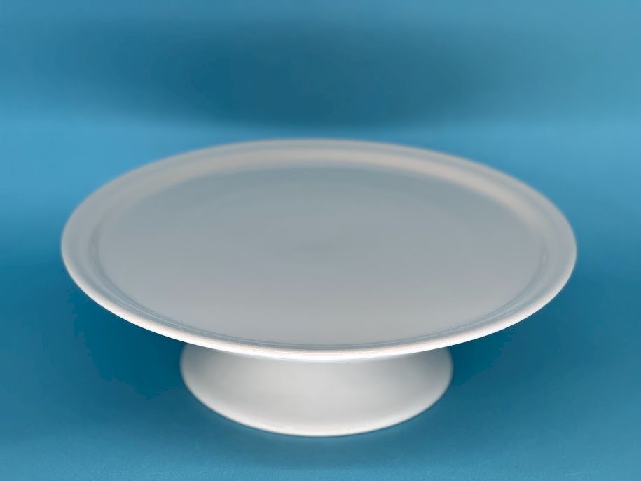 PRATO BOLO COM PE TRADICIONAL