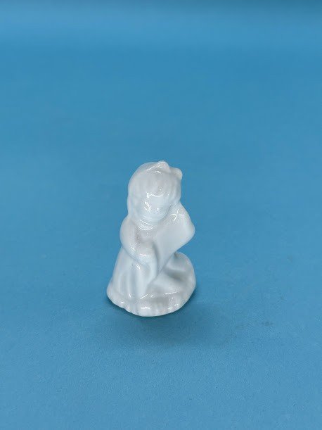 MENININHA MINIATURA  - MIN007