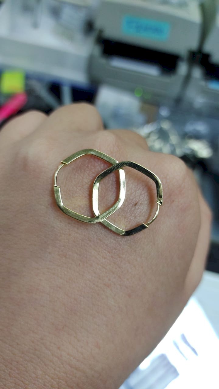 Argola Ouro 18k