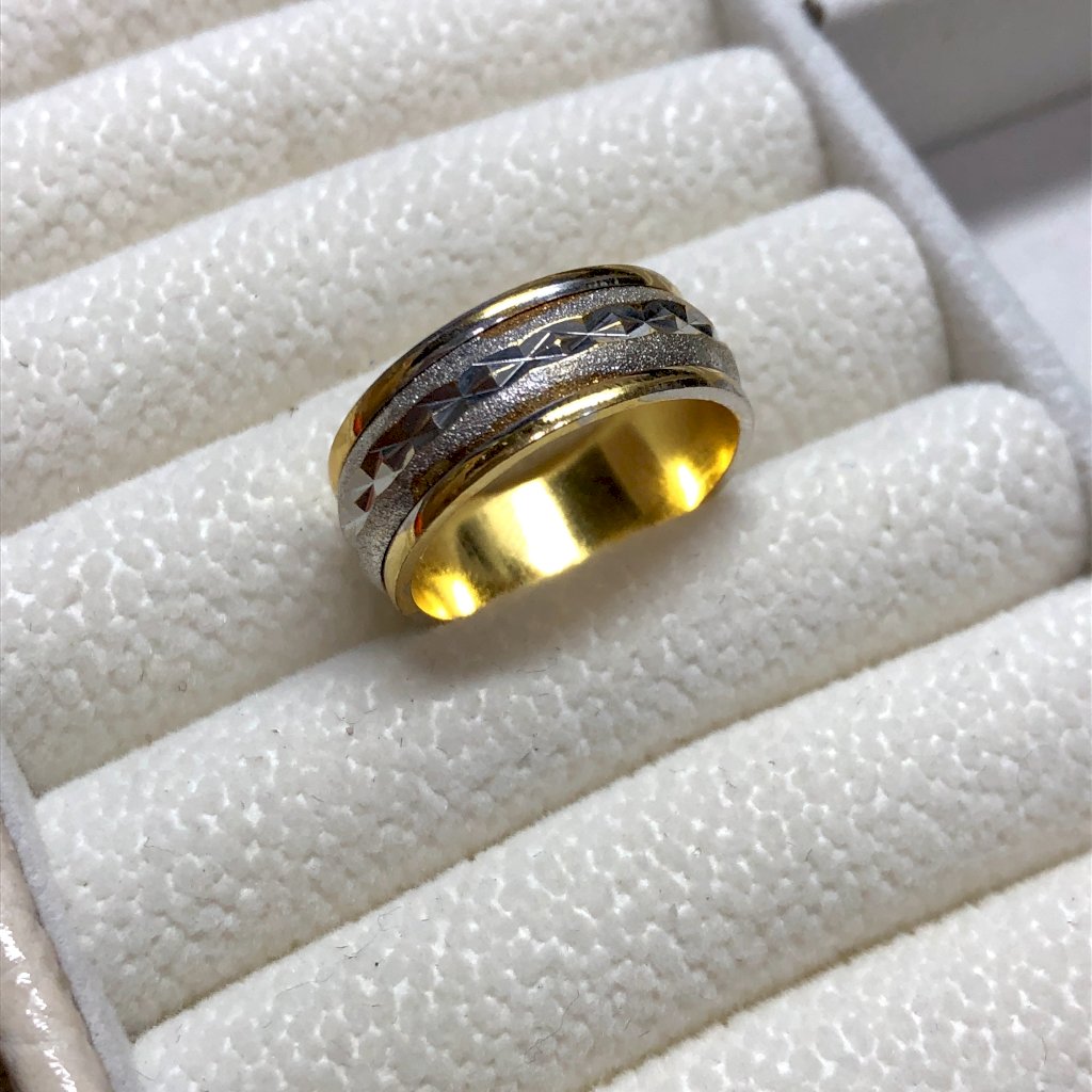 Aliança Ouro 18k com Filete em Ouro Branco 