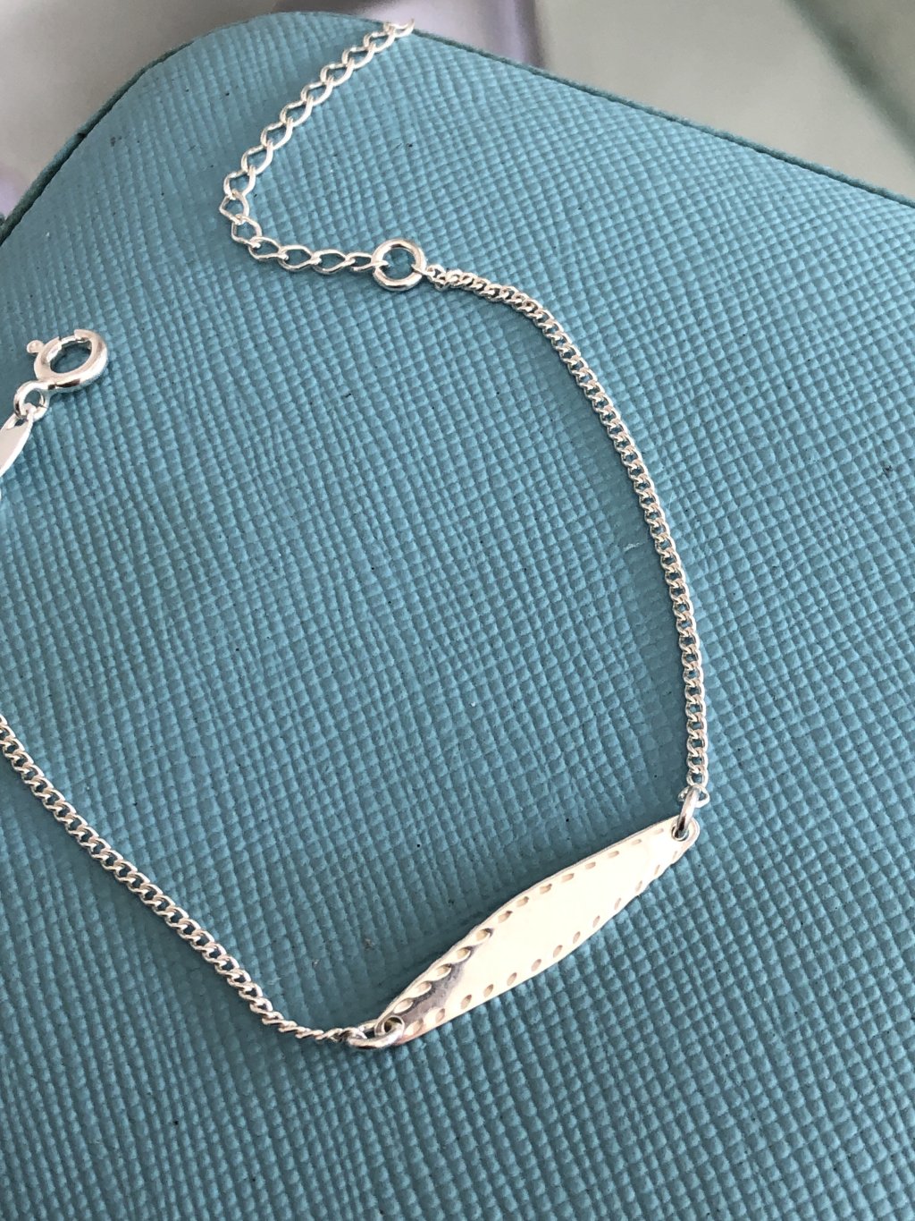 Pulseira infantil plaquinha 