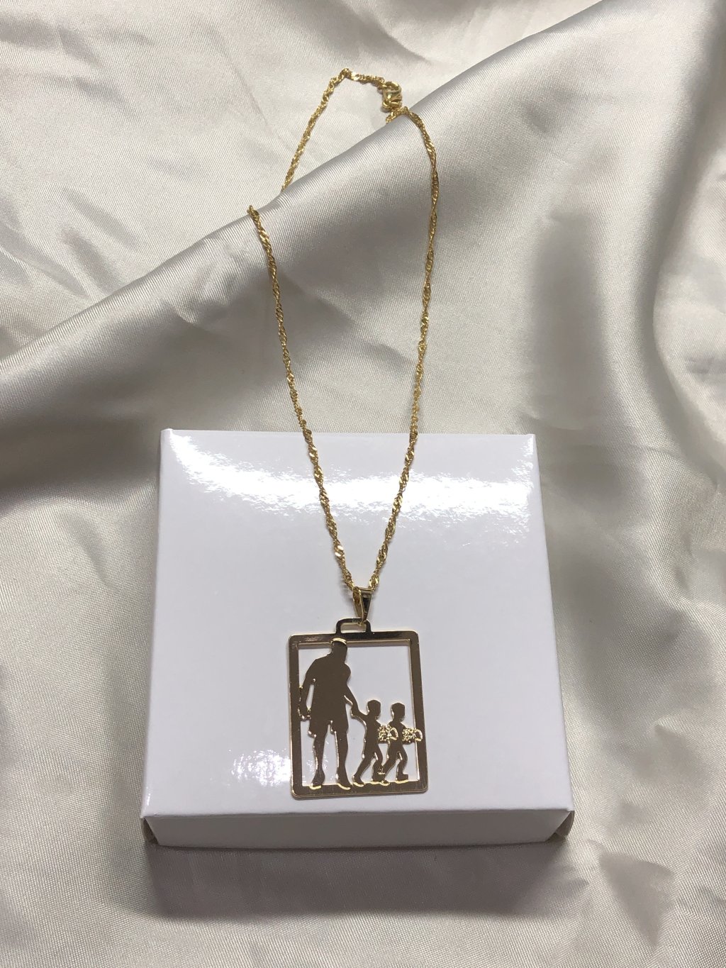 Corrente Ouro Pai e 2 filhos 