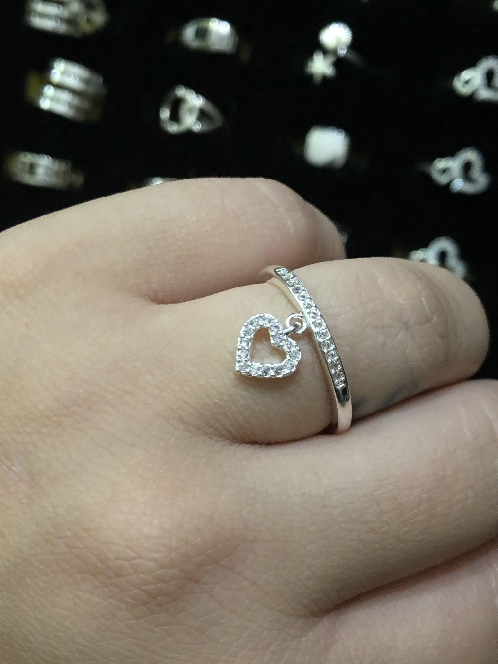 Anel Prata Coração pendurado 