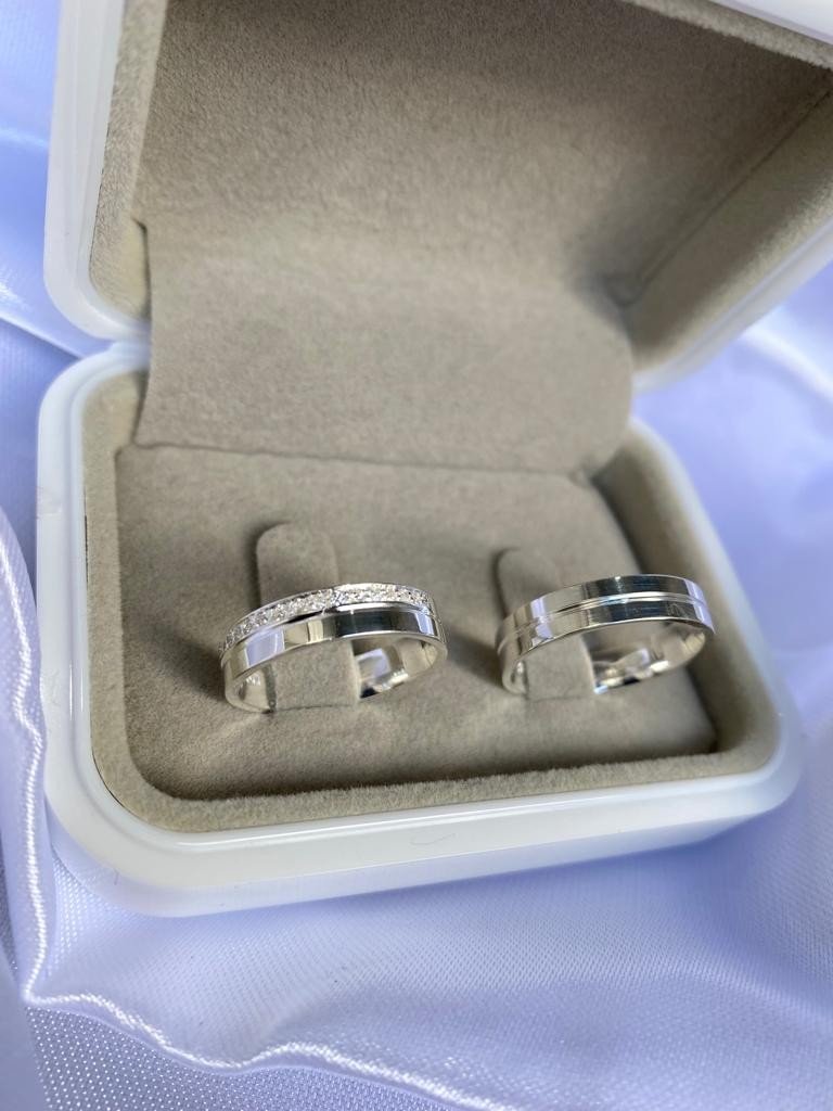 Aliança Prata 925 1 fileira de pedras 