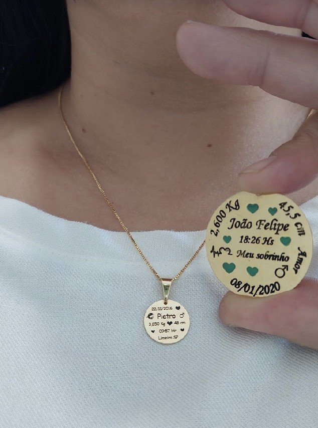 Corrente e Pingente Mandala com informações do nascimento 