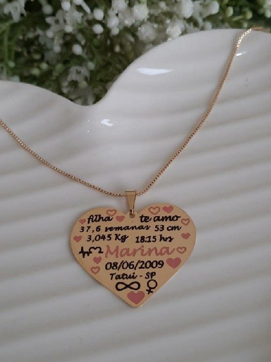 Corrente e pingente ouro ou prata coração com informações do nascimento 