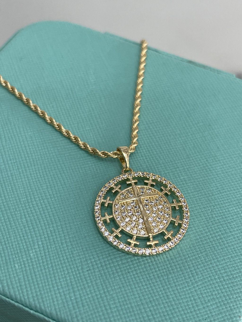 Corrente cordão baiano medalha cruz com microzirconia ouro/prata