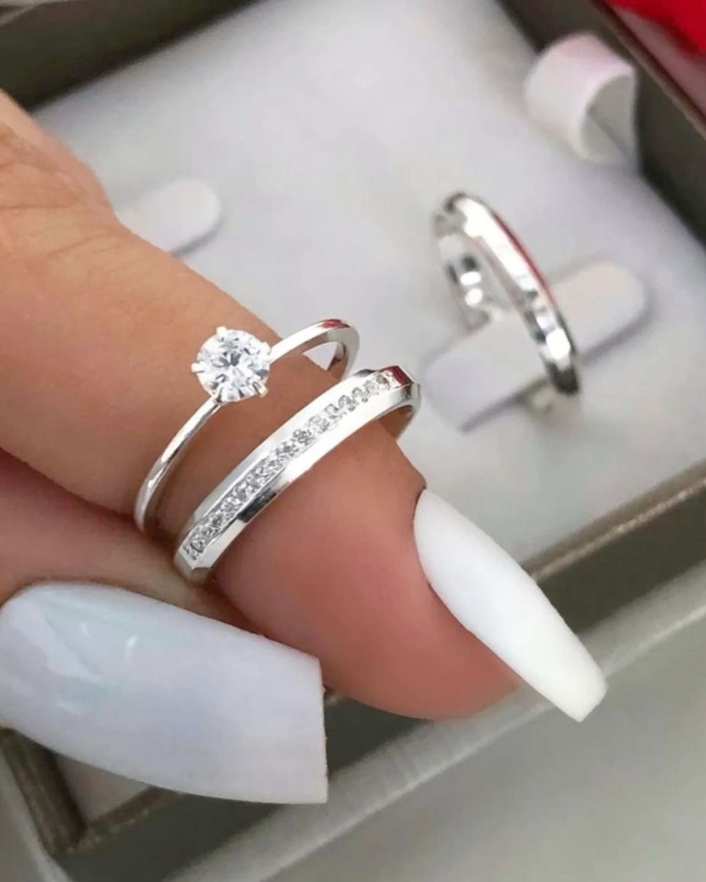 Par de alianças Prata 925 + Solitário 