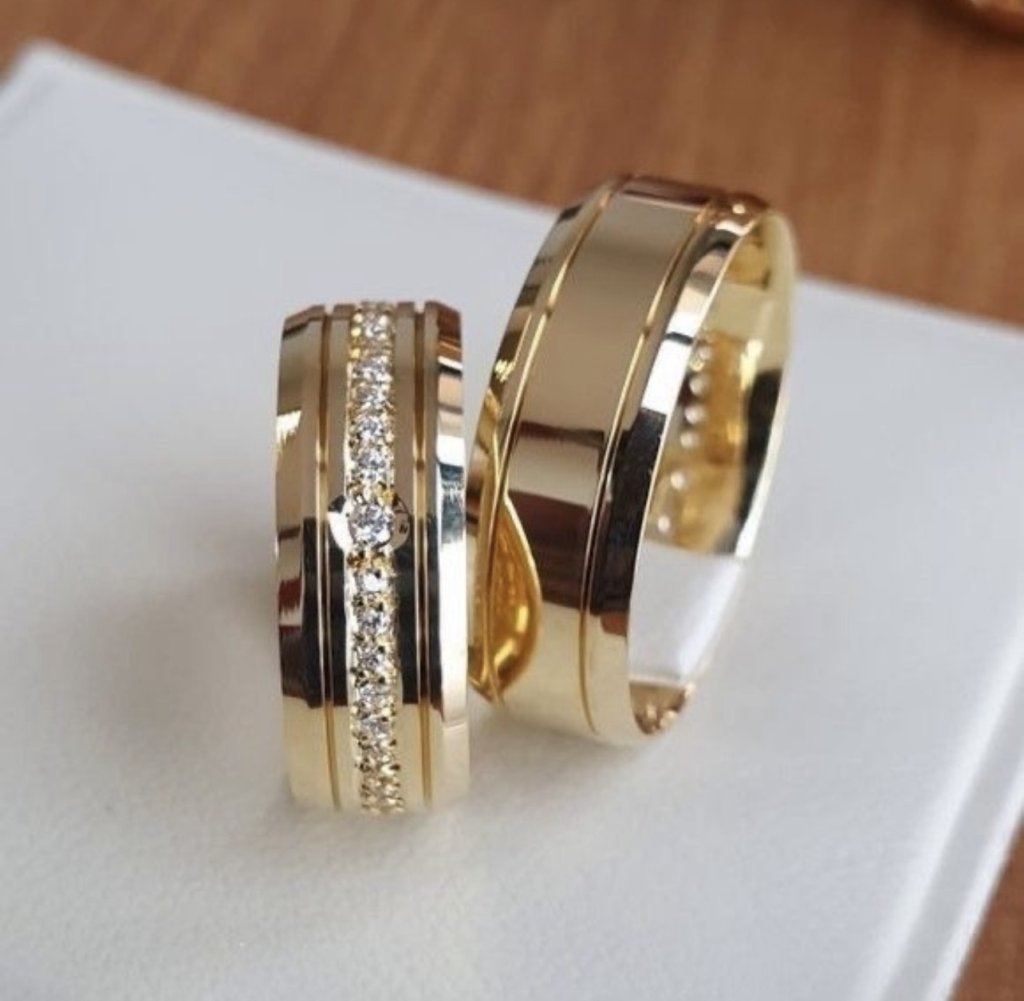 Par de Alianças na Liga de Moeda com pedraria (inteira) 