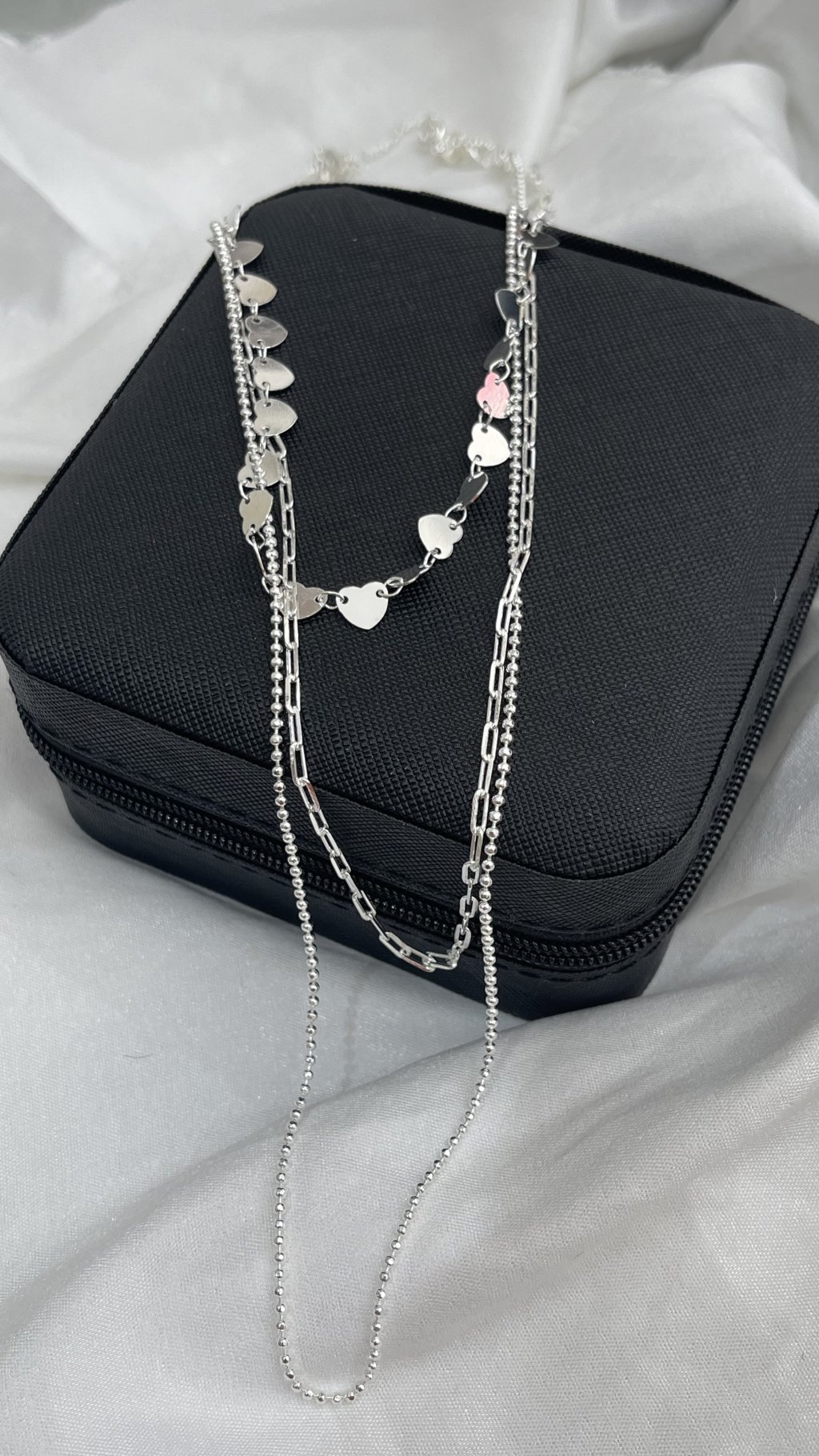 Corrente tripla bolinha, elos e coração ouro/prata