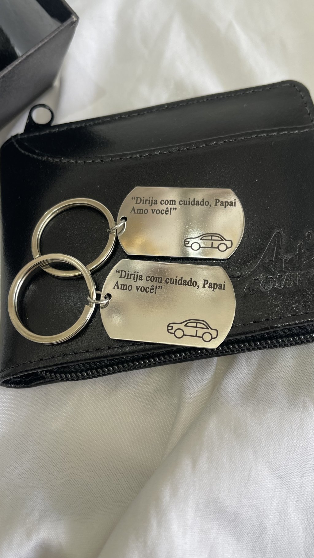 Carteira com 1 chaveiro “papai dirija com cuidado”