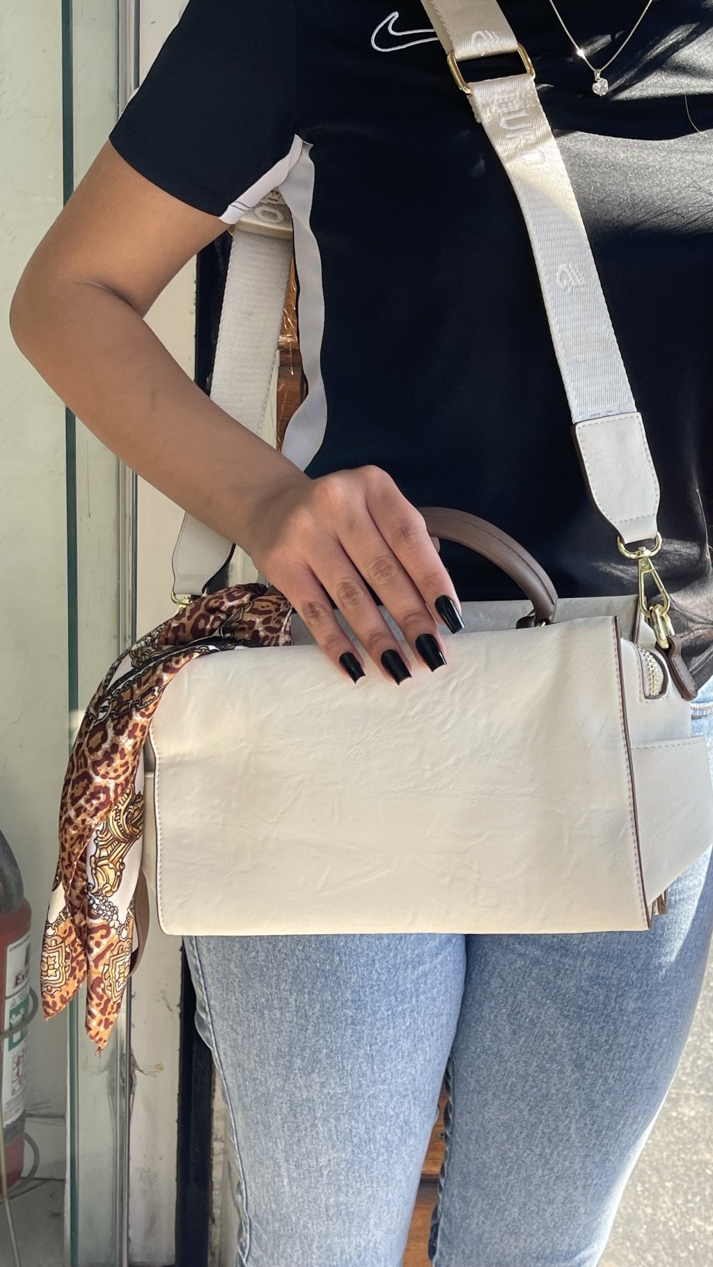 Bolsa grande off white 