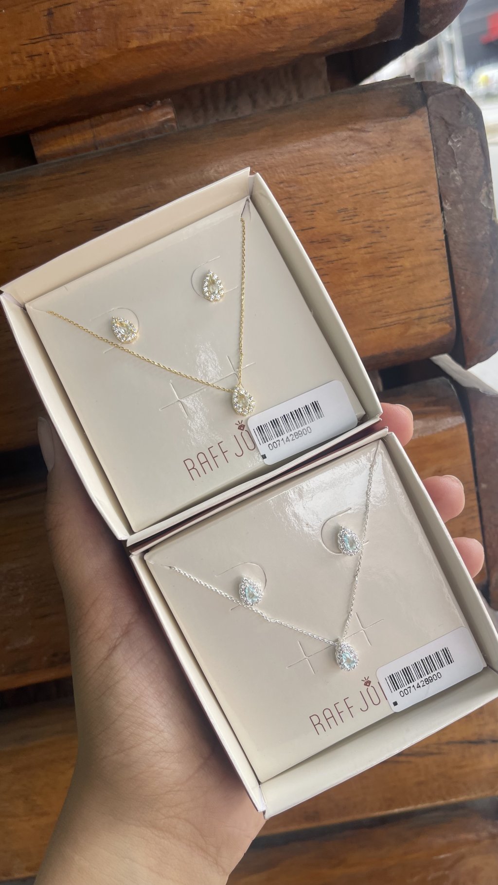 Conjunto gota brilho 