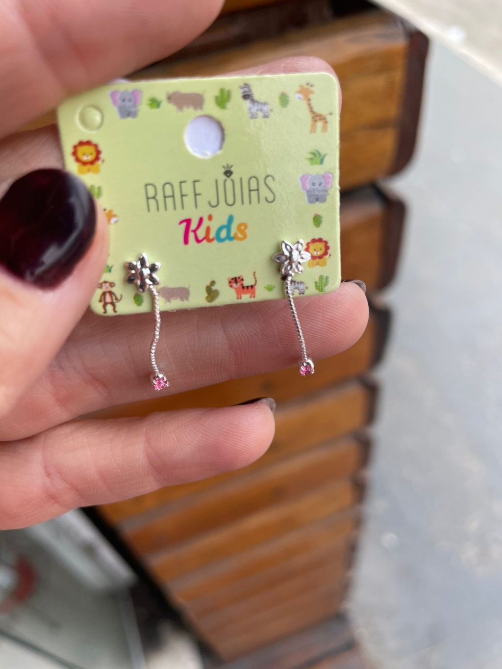 Brinco Prata flor infantil 