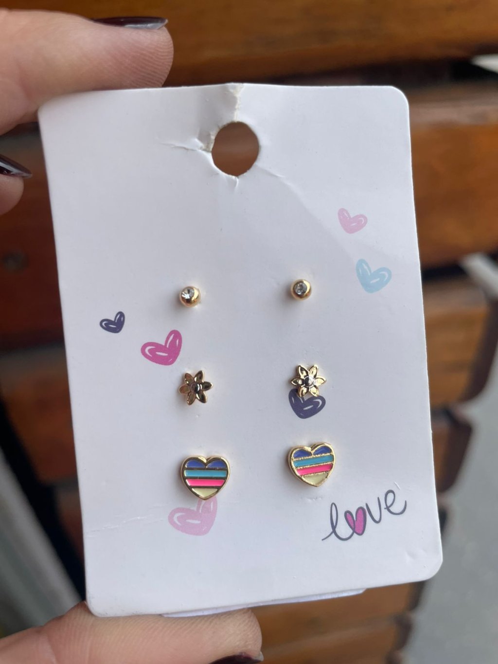 Cartela brincos variados