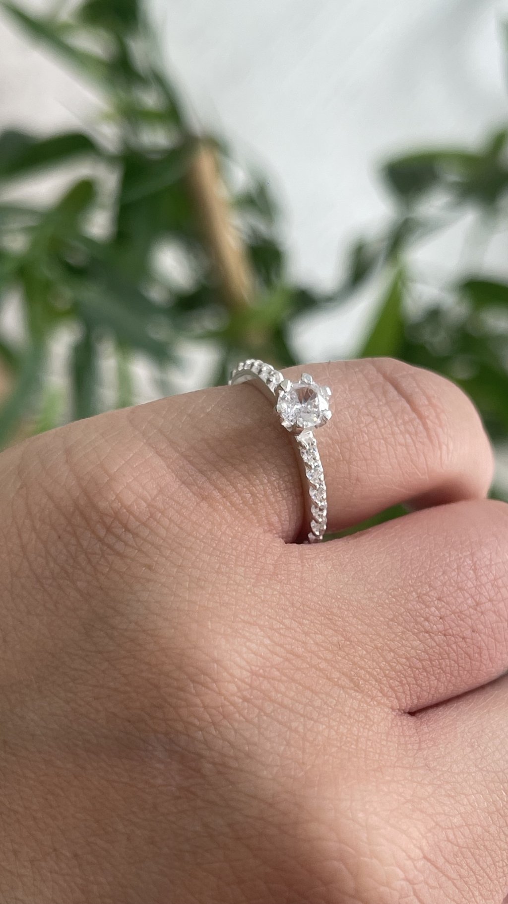 Aparador com Solitário Prata 925