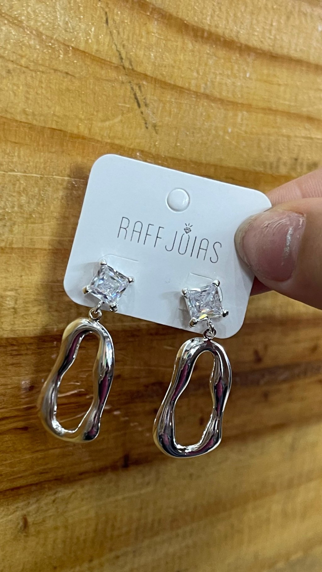 Brinco madrid brilho 