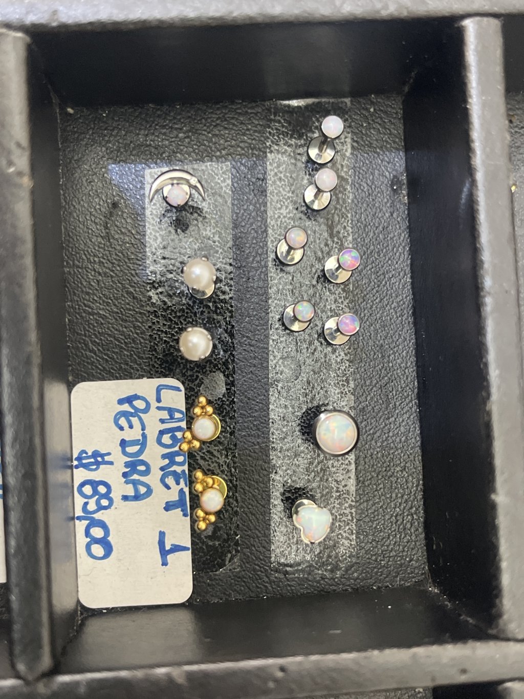 Piercing labret em titânio 