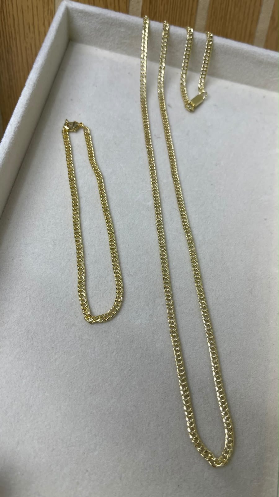 Corrente e pulseira grumet de 2 mm ouro