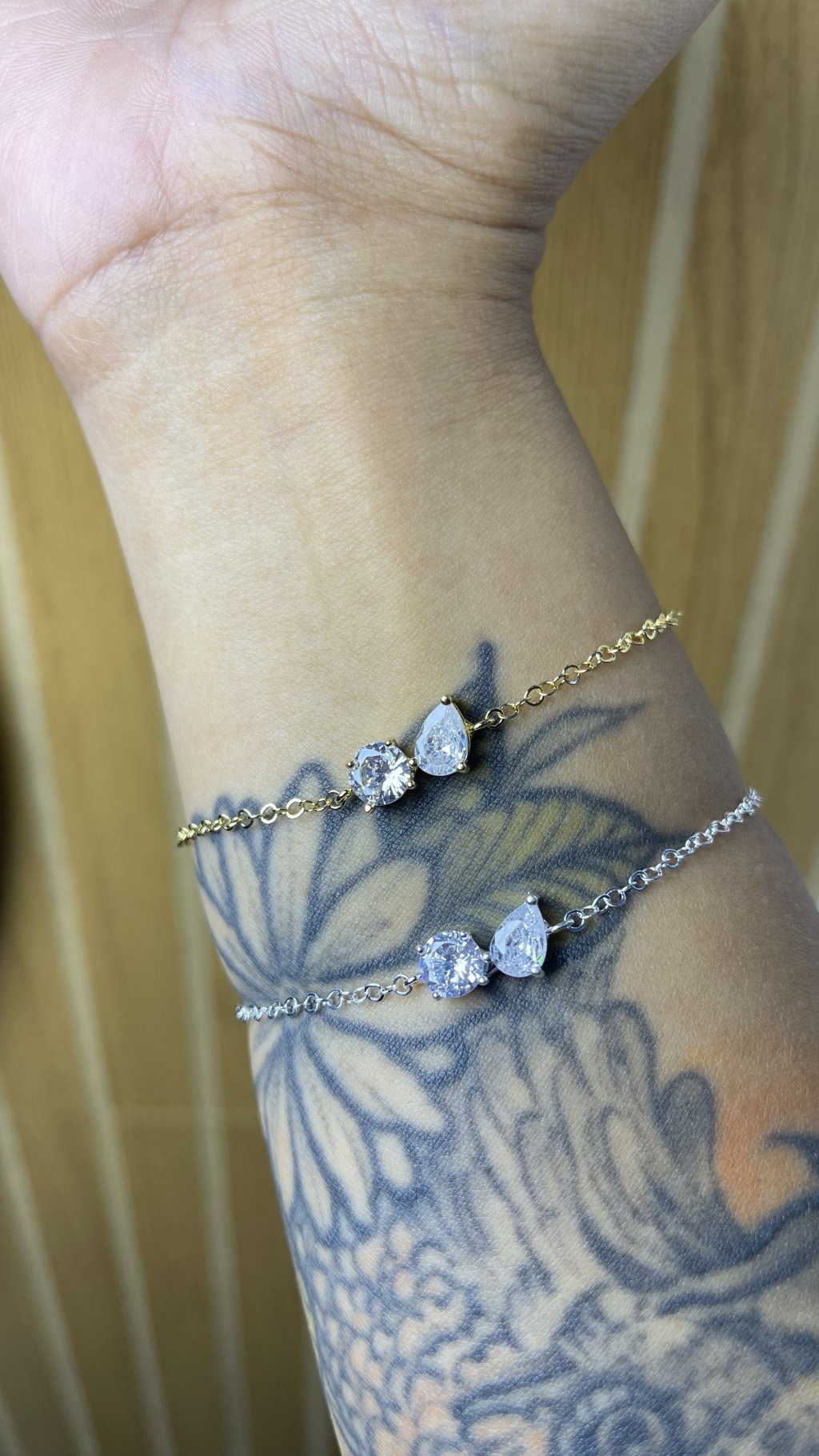 Pulseira Gota e Ponto de luz