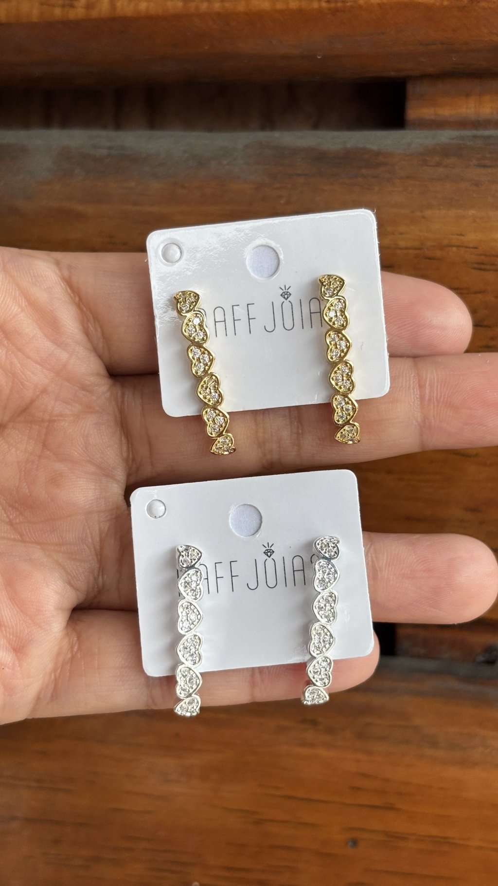 Brinco Ear Cuff coração 