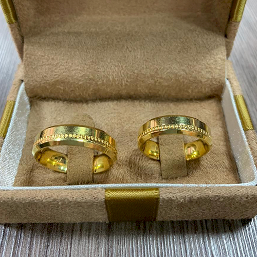 Aliança de ouro 18K 5 gramas