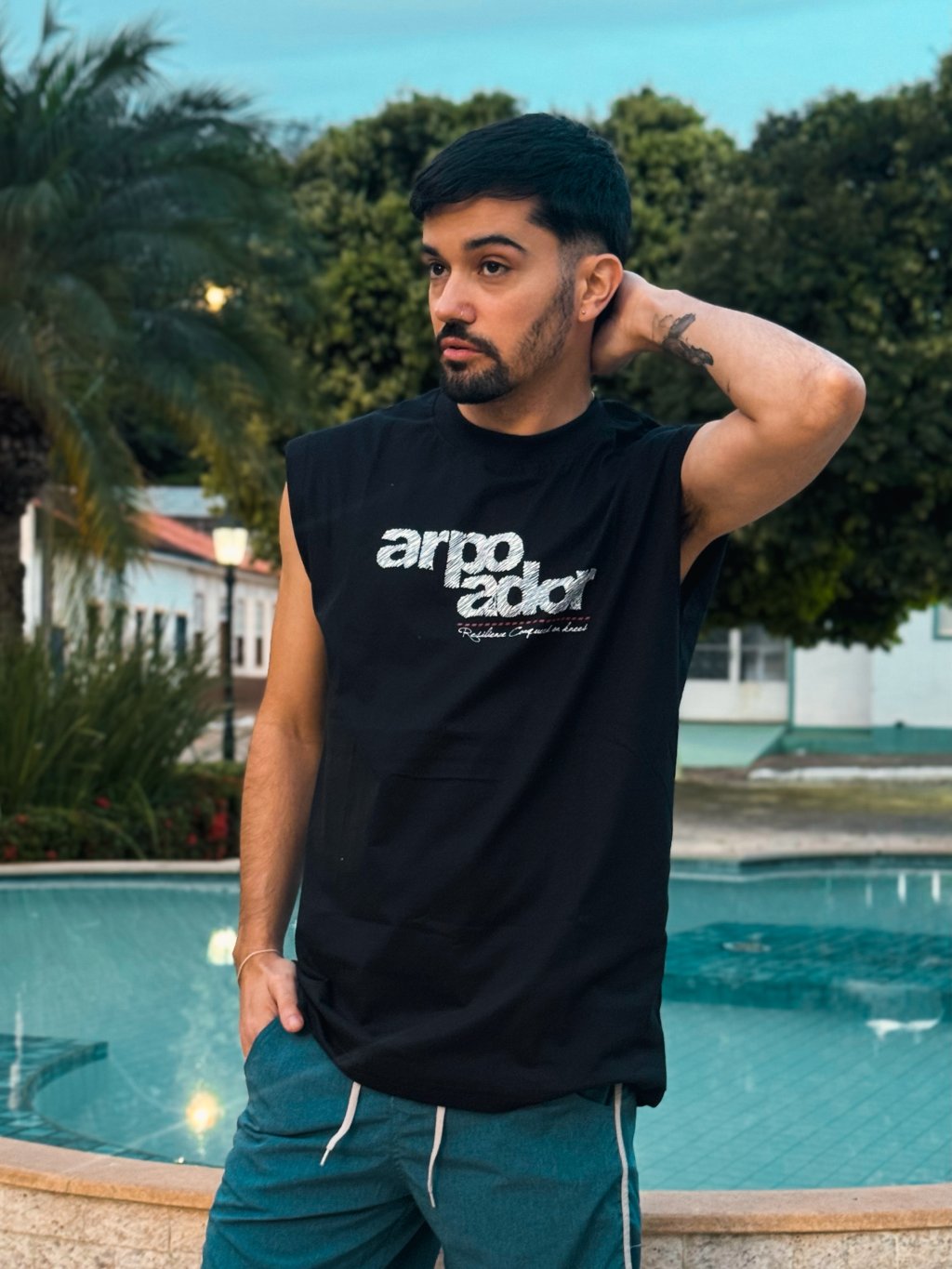 Sleeveless Arpoador