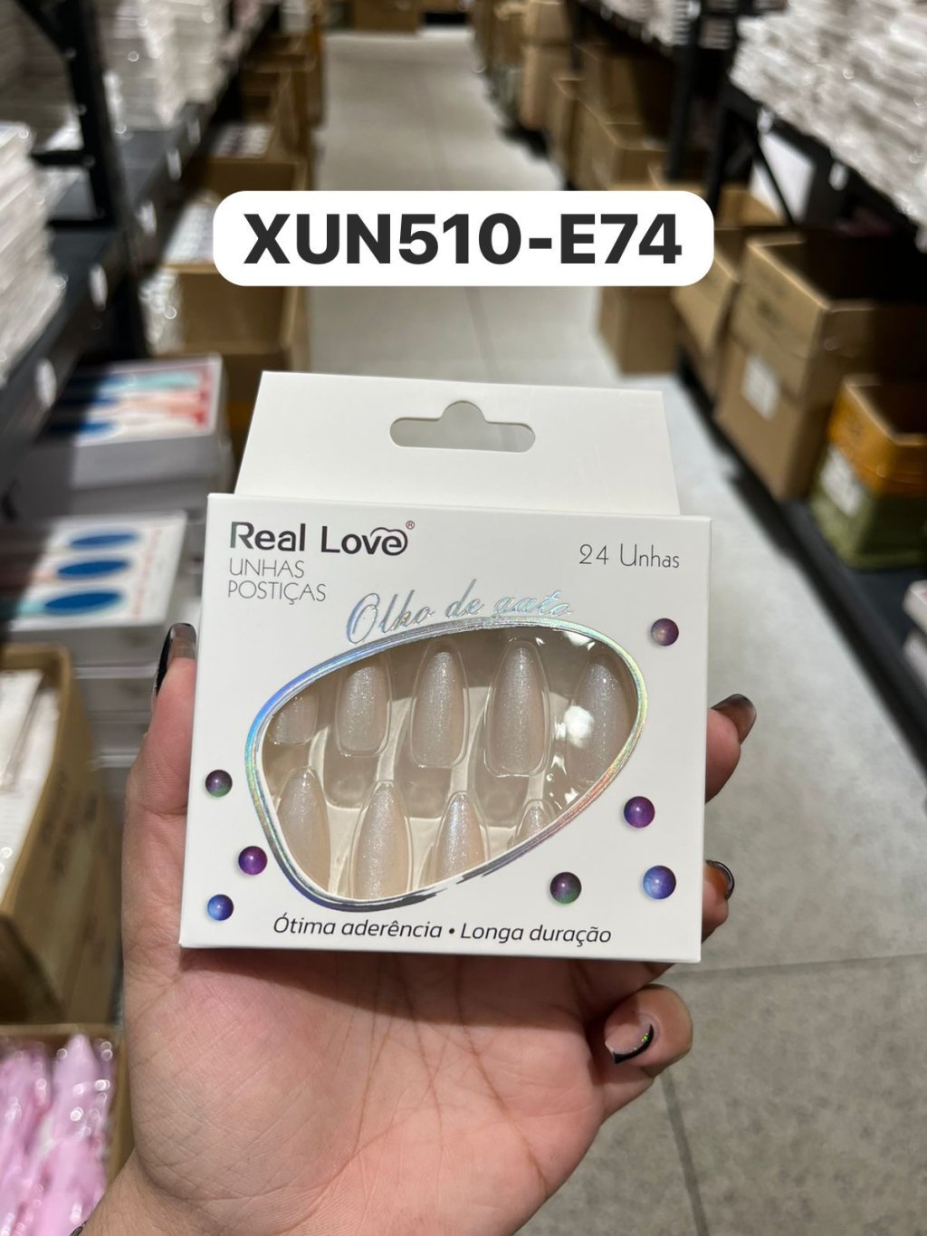 XUN510 - E74 - Unha Postiça Amendoada Olho de Gato