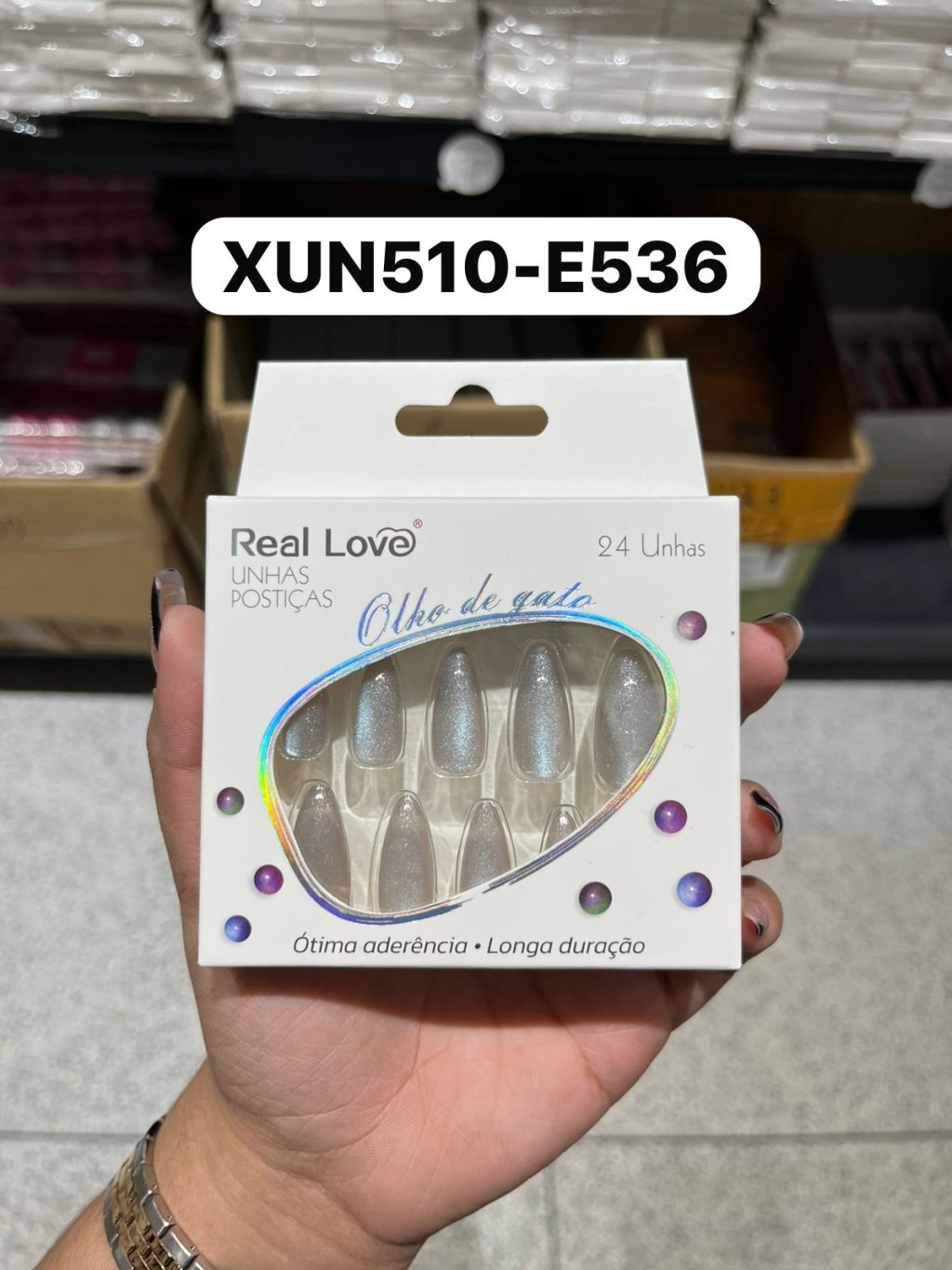 XUN510 - E536 - Unha Postiça Amendoada Olho de Gato