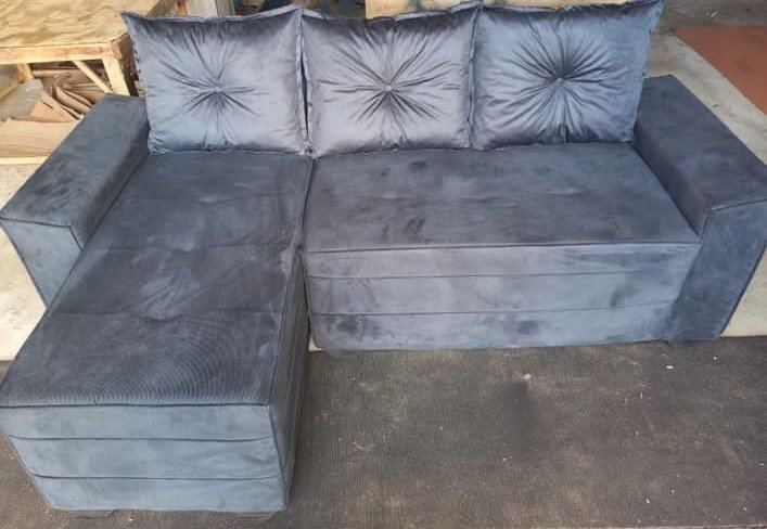 SOFA CHAISE CINZA 3 LUGARES 