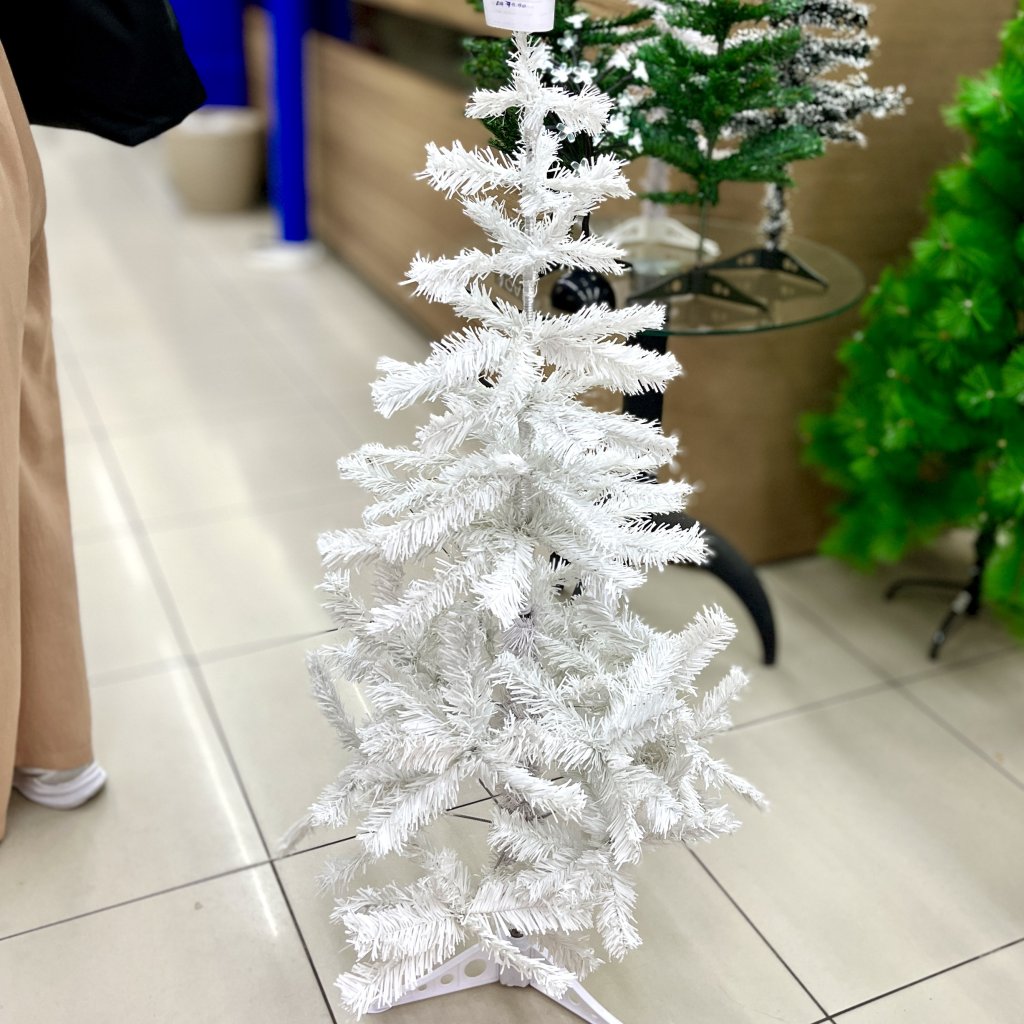 Árvore de Natal branca 1,20m 144 galhos 