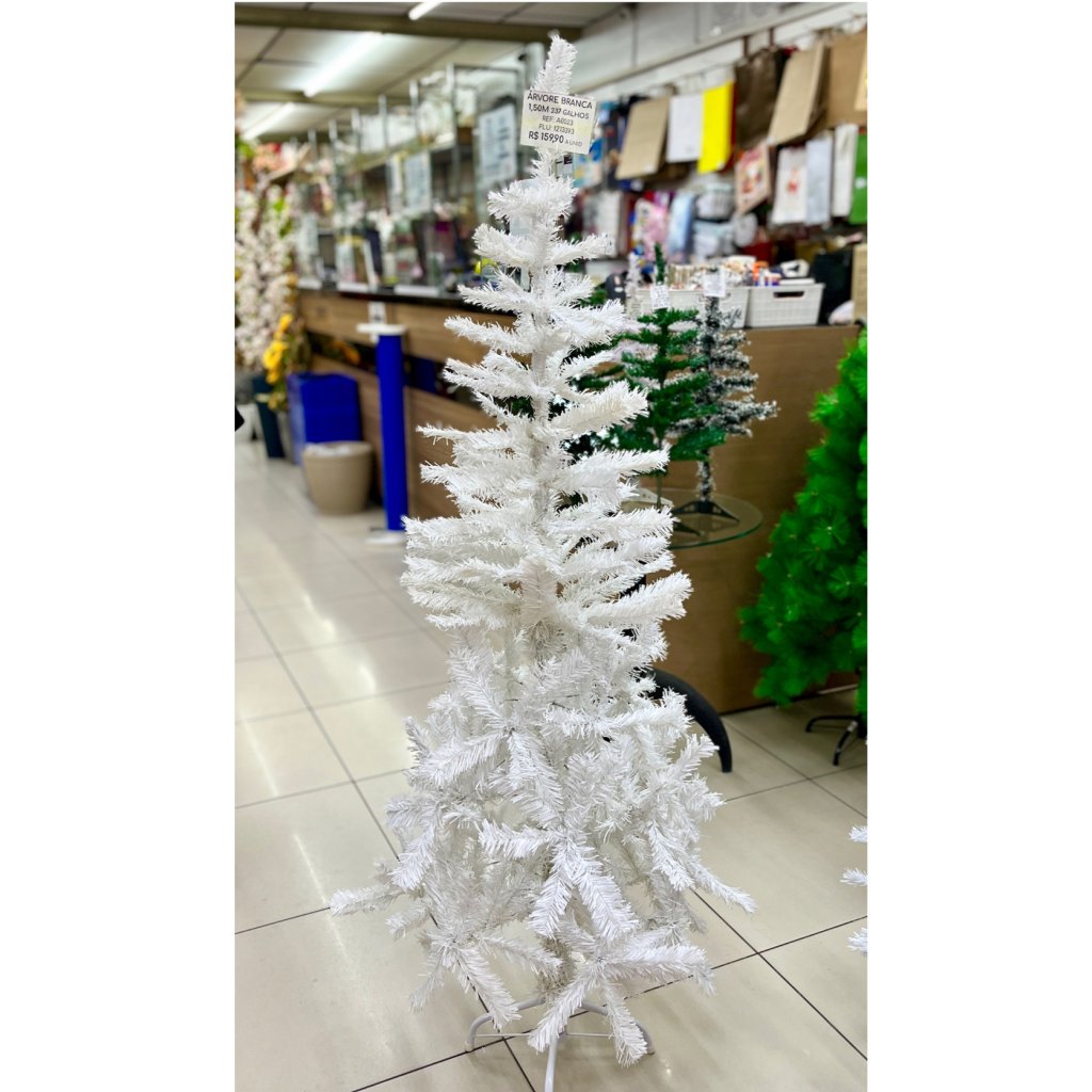 Árvore de Natal branca 1,50m 237 galhos 