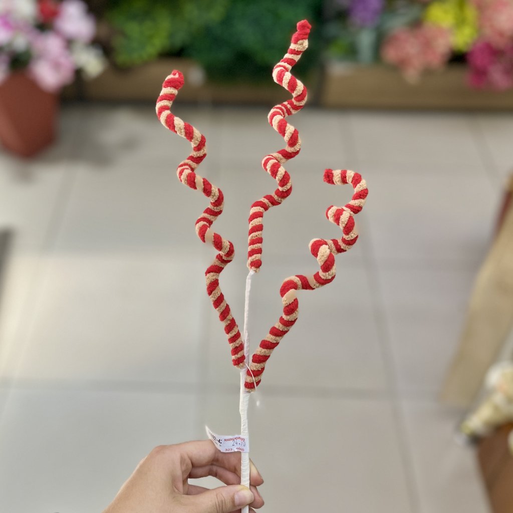 Haste espiral vermelho e Nude 